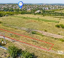 Teren Agricol de Vânzare în Trușeni – Locație cu Potențial, pe Drumul 