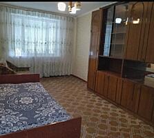 2комнатная блочного типа в центре Вара