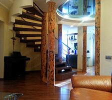 Двухуровневая квартира в центре