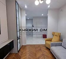 Пропоную до продажу 3 кімнатну квартиру,по вулиці Кирило-Мефодіївська 