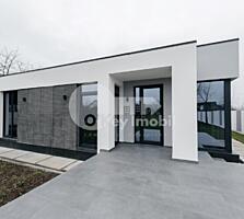 Spre vânzare casă în stil hi-tech, într-un nivel, situată ...