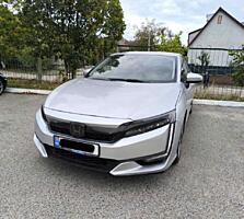 Продам Honda Clarity 2018 г. в. 1,5 Plug-In Hybrid 108 000 км пробег