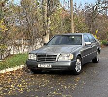 Mercedes-Benz W140 S320