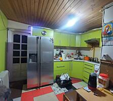 Продается двухэтажный жилой дом площадью 107 м на участке 3 соток в ..