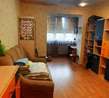 Продается трехкомнатная квартира на улице Комитетской.