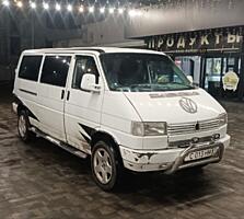 Продам Volkswagen Transporter.