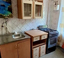 Продаю 2к/к, ЮТЗ, Молодогвардейская, 3 этаж.