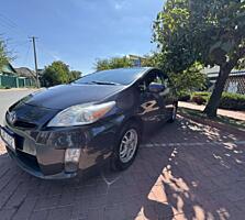 Продам Toyota Prius