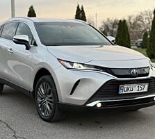 Продается Toyota Venza 2,5 Hybrid 4*4 Машина в богатой комплектации