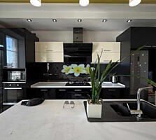 Продам двухуровневый пентхаус с видом море (ул.Заболотного)