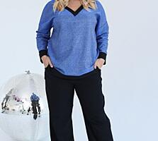 Женская новая одежда.