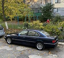 BMW 728