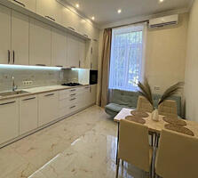 Продаётся трёхкомнатная квартира. Голосеевский район, улица ...