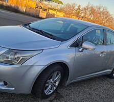 Продам 2010 Toyota Avensis