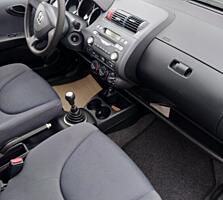 Продам Honda Jazz 2005 год