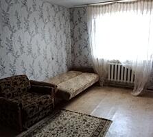 Strășeni, apartament cu 3 odăi. Încălzire autonomă.