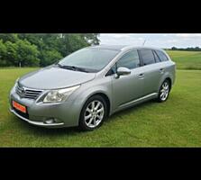AVENSIS 2.0 D4D T27 в отличном состоянии!