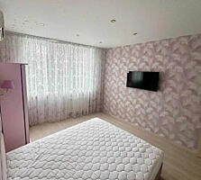 Продаётся двухкомнатная квартира. Дарницкий район, улица Ахматовой ...