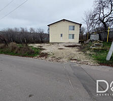 Vânzare: Casă în 2 nivele + teren pentru construcție – 9,65 ari