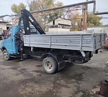 Самосвал с манипулятором