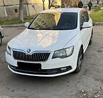 Продаю Skoda Superb