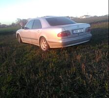 Продам mercedes w210 E240