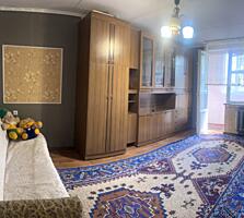 Продам двухкомнатную квартиру в центре