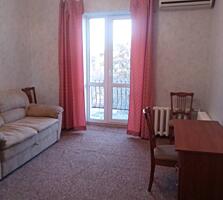 Продается 2-комнатная квартира на ул Семинарской с ремонтом