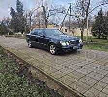 Продам Mercedes Benz E270 CDI Avangard 2002 год