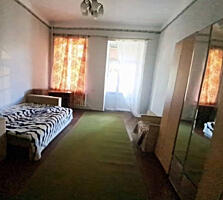 В продаже просторная комната 21,6 м² с отдельной кухней и балконом в .