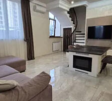 Продам элитный 3-уровневый таунхаус у моря в Лесках (ТЦ "Ривьера&