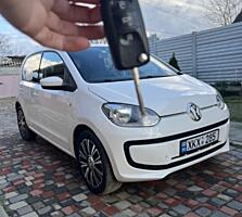 Volkswagen up 2012 год