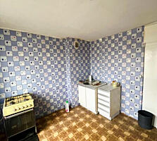 Продаётся просторная 2-комн. квартира 4/5, район Западный