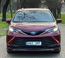 Toyota Sienna, 2023 год, идеальное состояние