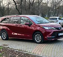 Toyota Sienna, 2023 год, идеальное состояние
