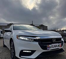 Honda Insight Touring ZE4 • 2021