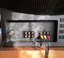 Продам телевизор LG RT-25FB35vx с цифровым кабельным приёмником ТВ IDC