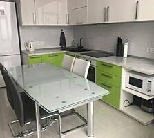 В продаже красивая двухкомнатная квартира с ремонтом и мебелью, ...