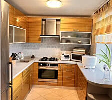 3-х комнатная квартира, ул. Краснова кладовая и парко место бонусом