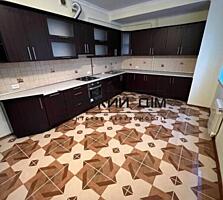 Продается 3-х к. кв. по ул. Дьяченко 20, 130/75/26 кв. м, 4/8 эт. ...