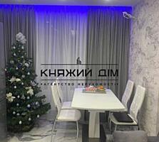 1-комнатная ,ул.Ревуцкого 40 В.Площадь: 43 кв.м.16/21 этажного дома ..