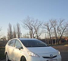 PriusV 2013г. в. пробег 109 миль