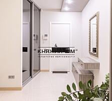 Продаётся трёхкомнатная видовая квартира, 113 м2 по адресу ул. ...