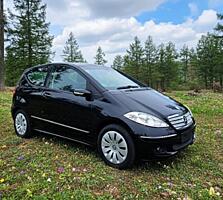 Mercedes A-170. Мотор 1,7 бензин, механика. Год выпуска 2005.