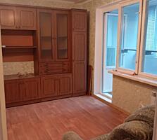 Продаю 2 - комнатную квартиру по ул. Вершигоры 123, 8 этаж