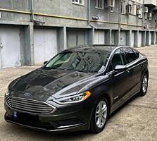 Отличный Автомобиль! Хорошая комплектация! Пишите можно на обмен.