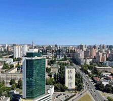 Продається квартира у мальовничому районі Шевченкiвського р-ну, Київ. 