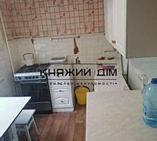 Продаж 2-кімнатної суміжної квартири на Печерську за адресою: вул. ...