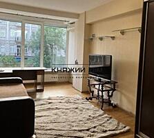 Пропонується до продажу роздільна 2-х кімнатна квартира в центрі ...