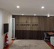 Продається простора однокімнатна квартира на 11 поверсі ...